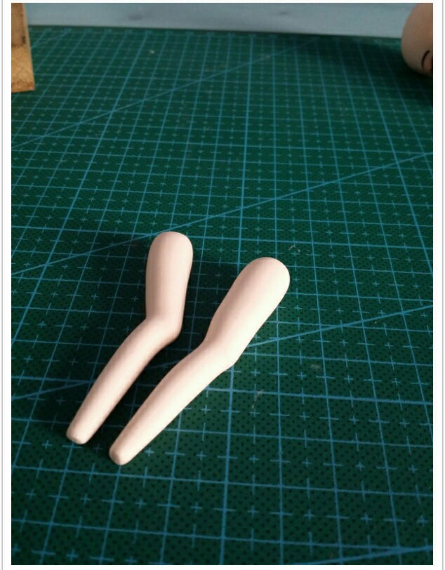 炒鸡可耐的蓝孩子粘土小人偶做法