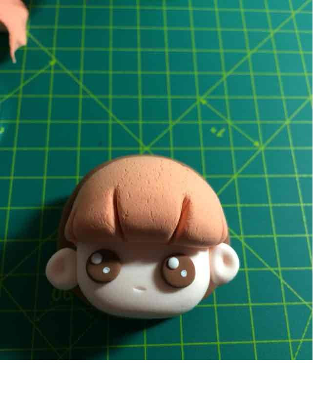超轻粘土萌萌的鹿晗胸针的制作