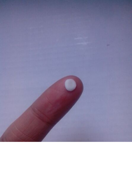 又萌又可爱的粘土无脸男手机防尘塞