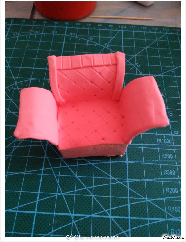 很漂亮的红色小沙发制作教程分享