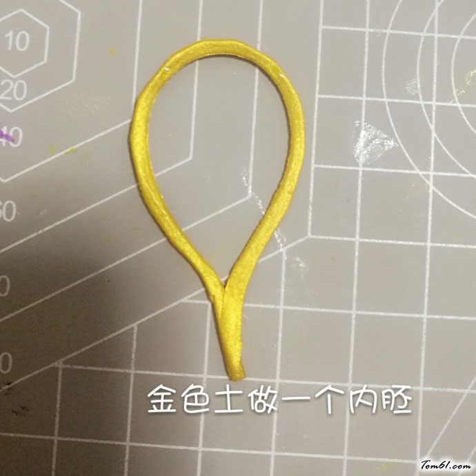 网球拍的彩泥橡皮泥制作教程图解2