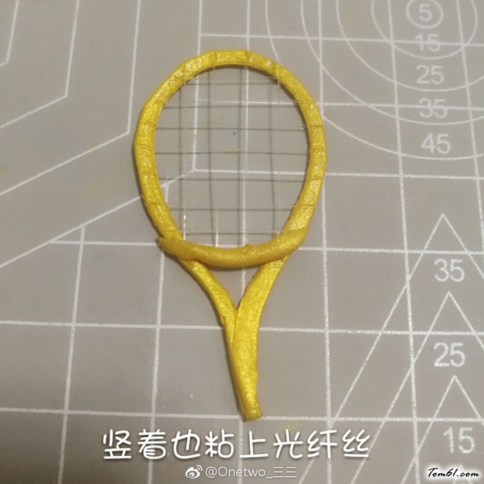 粘土制作出来的网球拍教程