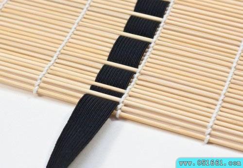 寿司垫制作成化妆工具包图片6