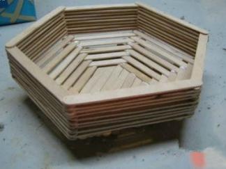 雪糕棒之收纳盘DIY废物利用的创意制作图