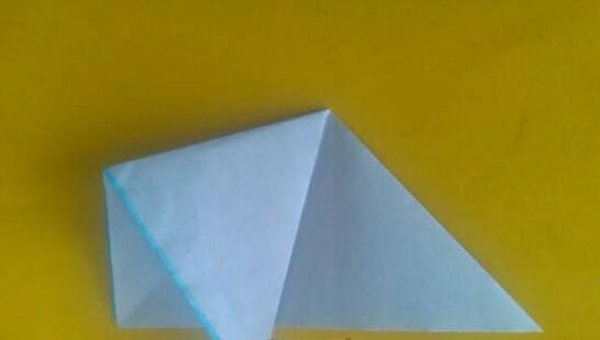 可爱的小金鱼剪纸图案 金鱼的剪纸方法分享图片4