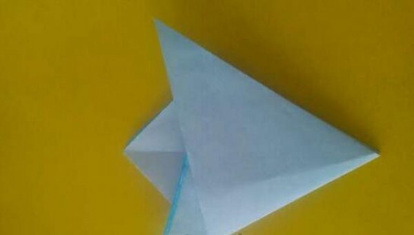 可爱的小金鱼剪纸图案 金鱼的剪纸方法分享图片5