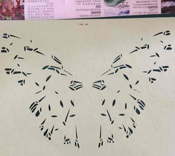 蝴蝶剪纸图案步骤-镂空的蝴蝶图片4