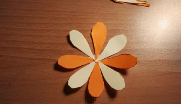 剪纸花图片步骤大全-绚丽的纸花图片9
