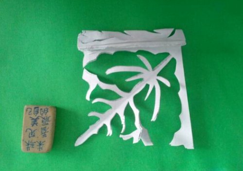 植物剪纸图案大全及方法-精美的荷花图片6