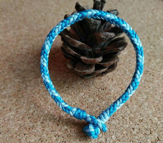 圆形八股辫的编法和编织教程图片1