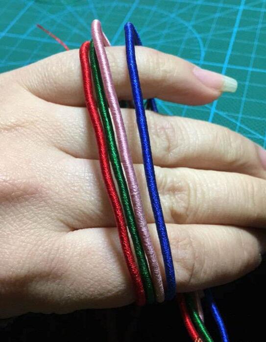彩虹手链的编法和编织教程图片5