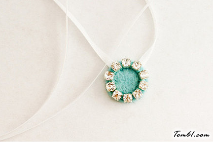 华丽水钻项链的编法和编织教程