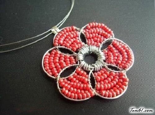 环珠花形耳环的编法和编织教程
