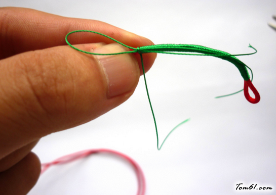 纽扣结手链的手工制作教程图解图片5