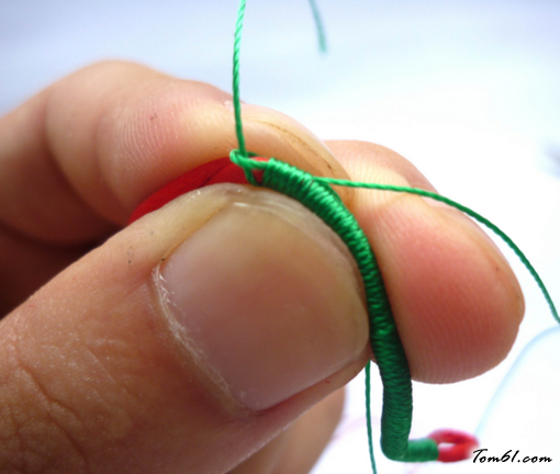 纽扣结手链的手工制作教程图解图片8