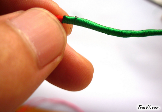 纽扣结手链的手工制作教程图解图片11