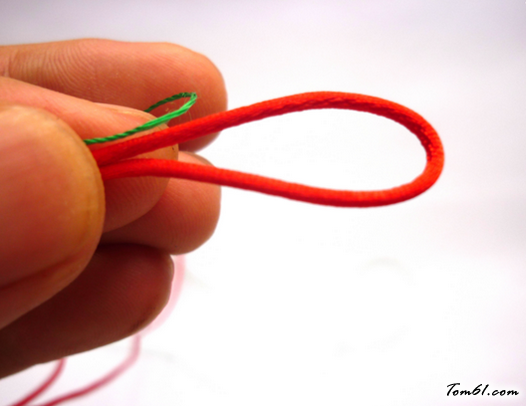 纽扣结手链的手工制作教程图解图片2