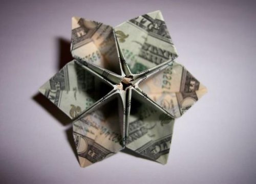 美丽的迎春花怎么折 美元花折纸教程分享图片1