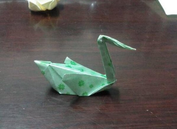 优雅的天鹅折纸方法 怎么折出一只天鹅图片11