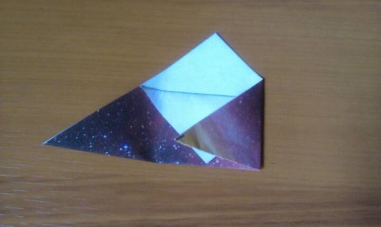 简单的信封折纸方法 如何折出一个信封图片5