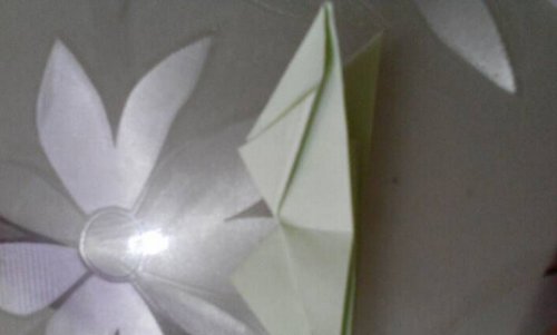 四叶草折纸简易教程-简单漂亮的四叶草图片4