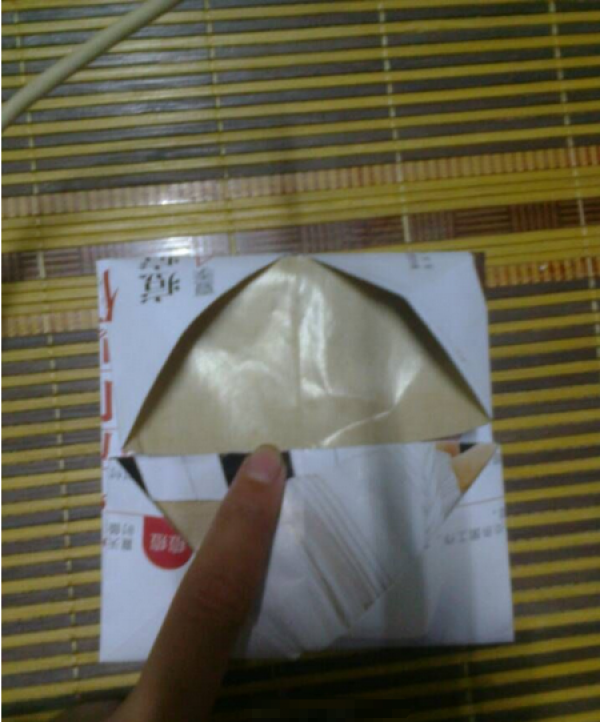 笔筒折纸大全步骤-六角形笔筒图片6