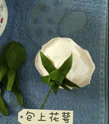 白色的玫瑰花 折纸玫瑰花步骤图解图片6