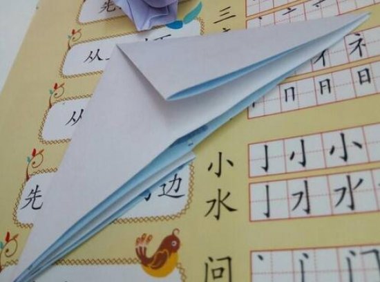 玫瑰花的折纸教程 玫瑰花的折纸步骤图片4