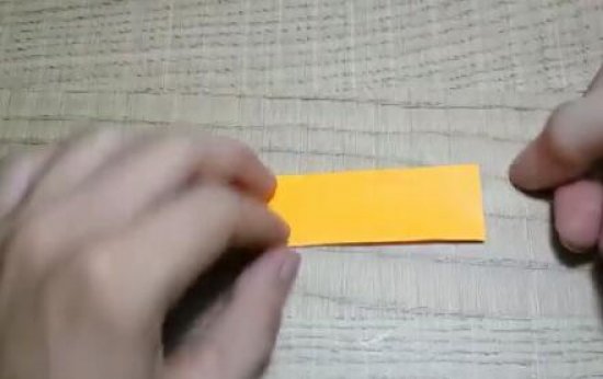 黄色纸伞的折纸方法 怎么折出一把油纸伞图片3