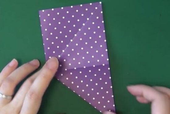 怎么折出一把油纸伞图片6
