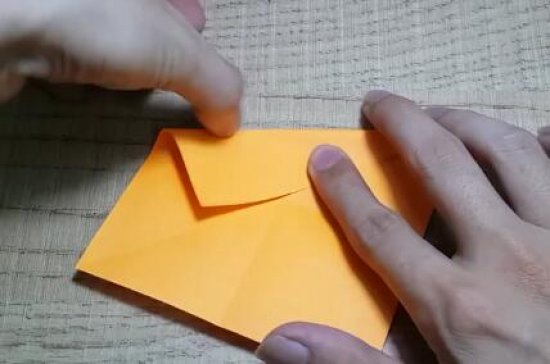 黄色纸伞的折纸方法 怎么折出一把油纸伞图片4