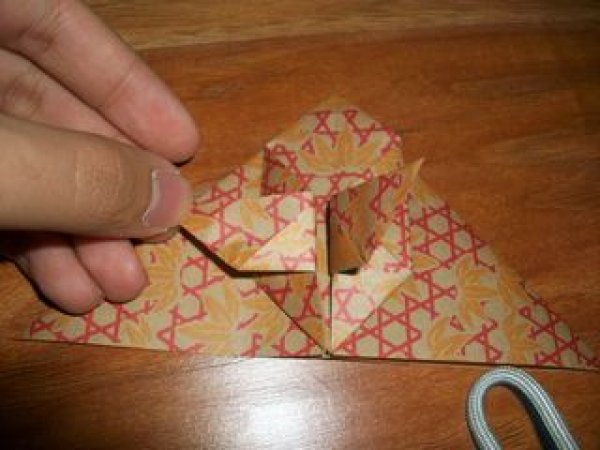 有翅膀的盒子应该怎么折图片18