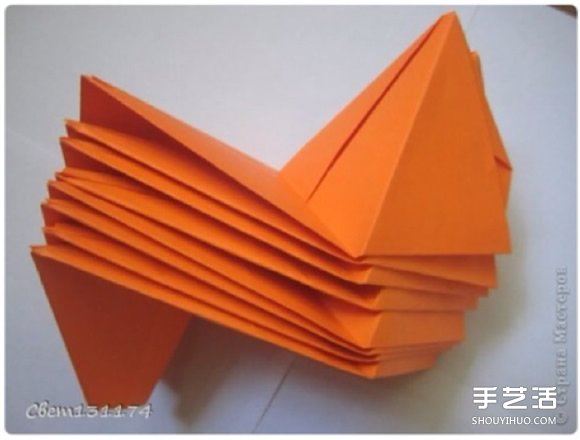 手工立体花球折纸图解 俄罗斯花球的折法图片15
