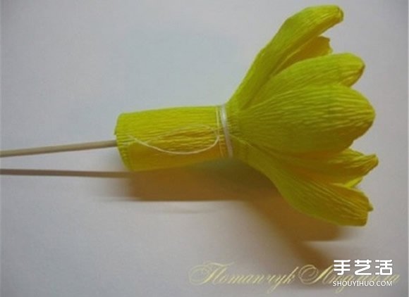 皱纹纸菊花的折法图解图片10
