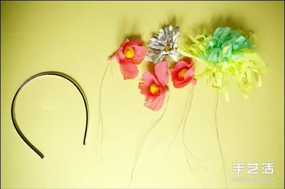 皱纹纸花的折法及制作美丽头箍的教程图片9