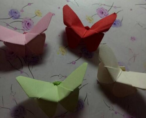 简单的蝴蝶3折纸图解与方法教程