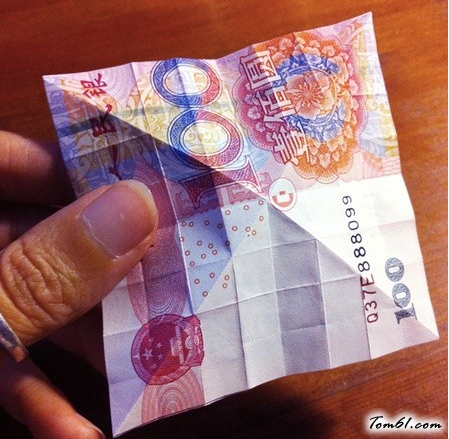 用钱折玫瑰的折纸图解与方法教程图片3
